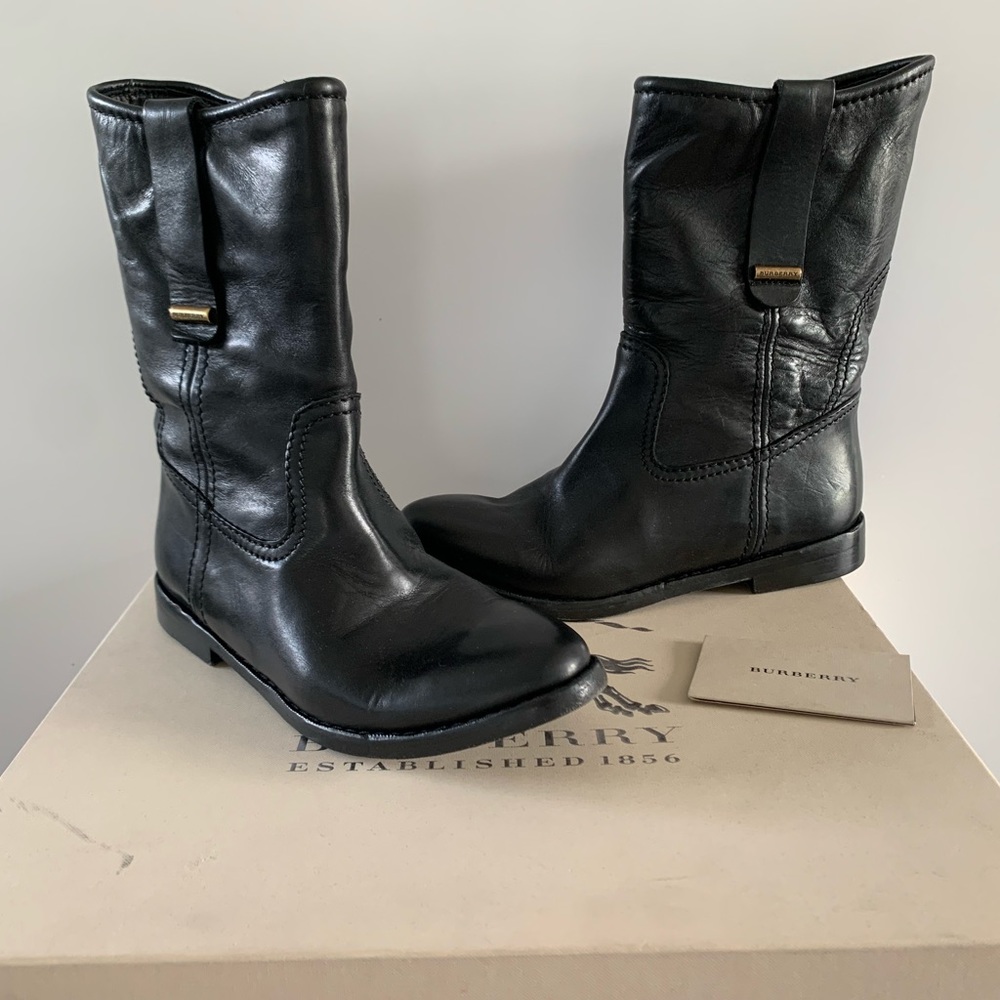 Burberry Brit Boots Dunbar Flat Mid Boot sz 36.5